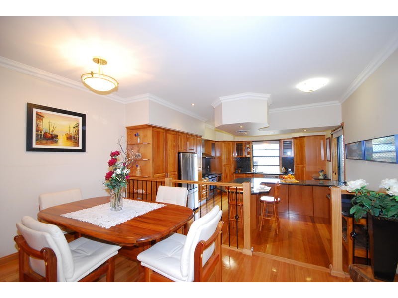 15 Barnes Court, Mount Crosby QLD 4306